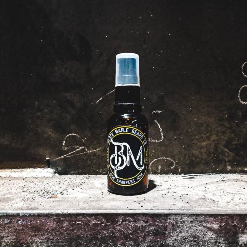 Aurum Beard Oil - Gold standard for misfits with class.