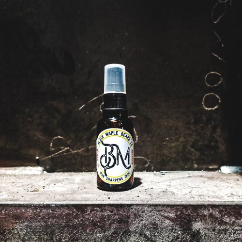 Moondog Beard Oil - Stay weird. Smell legendary.