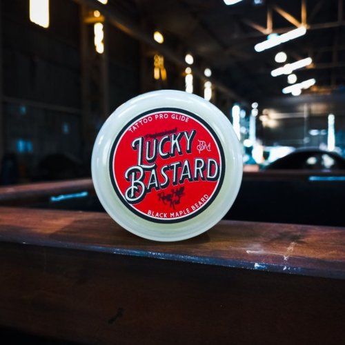 Tattoo Pro Glide - Charge premium. Glide premium.